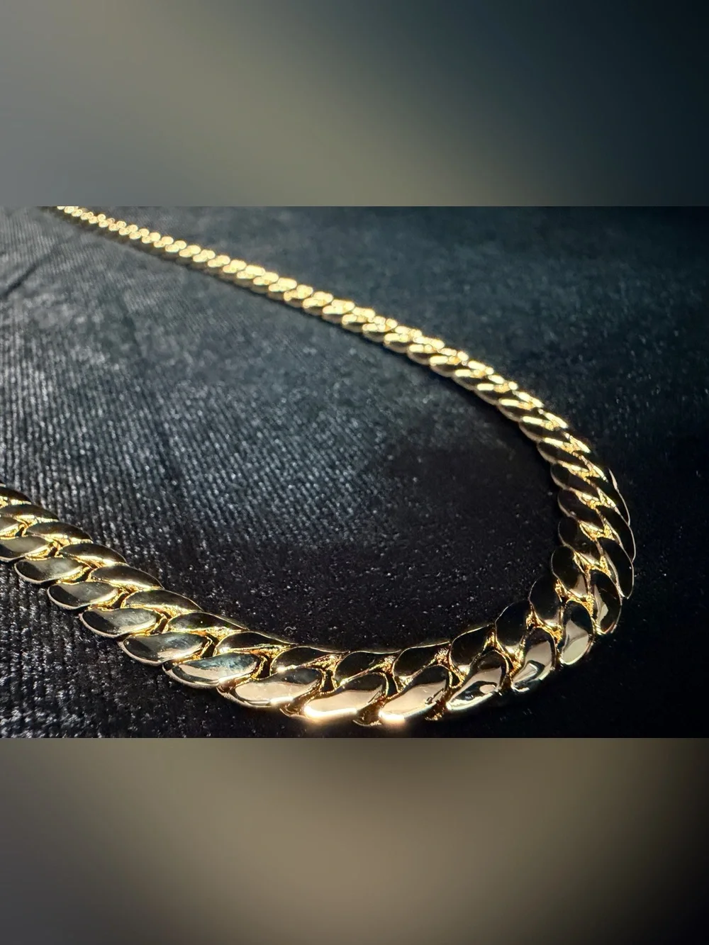 Miami Cuban 22in 8MM 14K Stamped gold filled necklace w/Box Lock. Rare Length